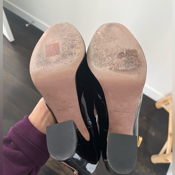 Valentino Garavani Tan-Go Platform Pumps - Picture 10 of 10